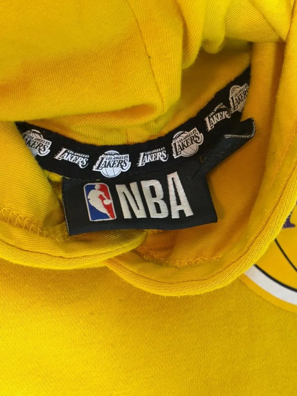 Los Angeles Lakers Yellow Hooded Sweatshirt NBA Logo Western 10-11 years